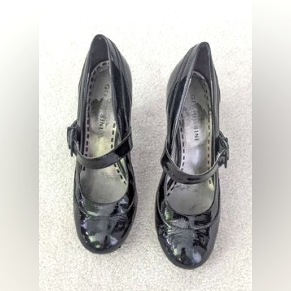 Vintage Gianni Bini Black Leather Mary Jane Heels Size 5 1/2